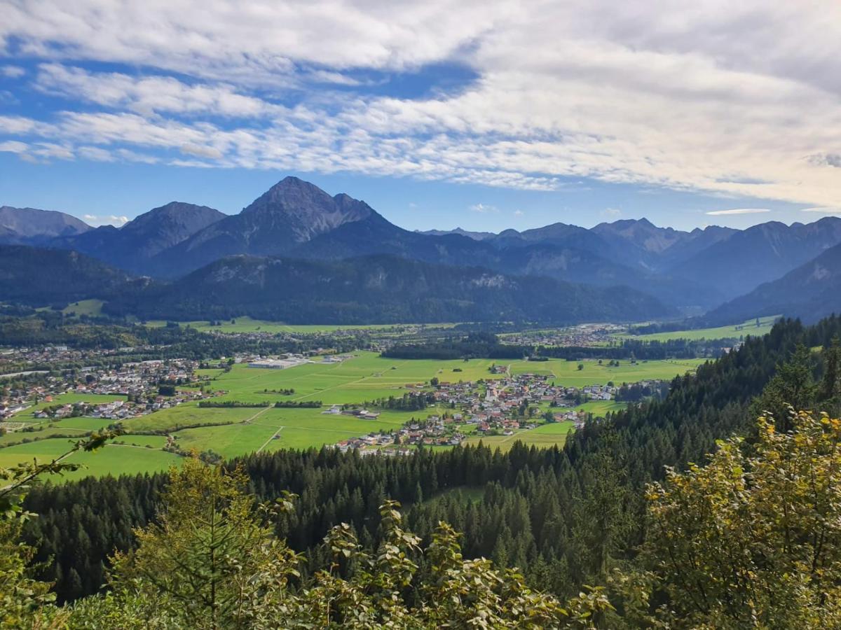 Alpenhof Wängle Aparthotel Reutte Exteriör bild