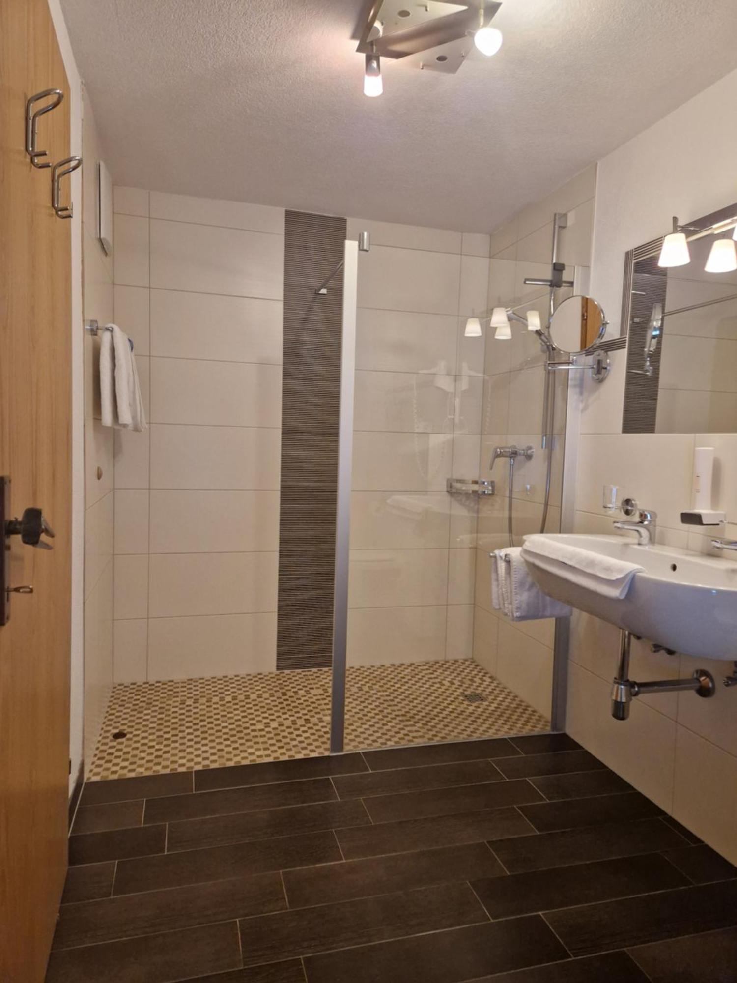 Alpenhof Wängle Aparthotel Reutte Exteriör bild
