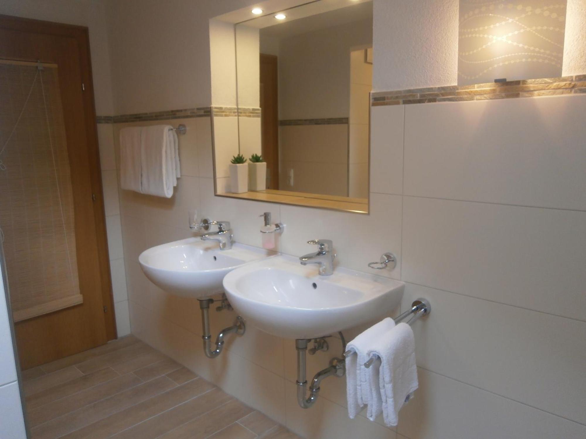 Alpenhof Wängle Aparthotel Reutte Exteriör bild