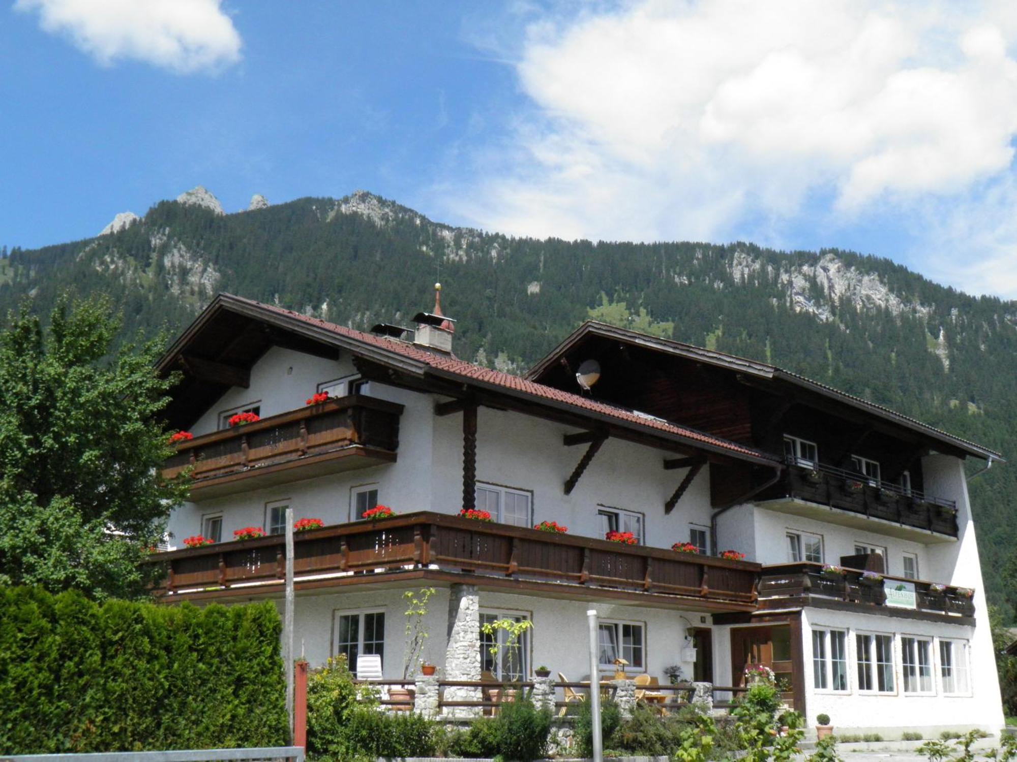 Alpenhof Wängle Aparthotel Reutte Exteriör bild