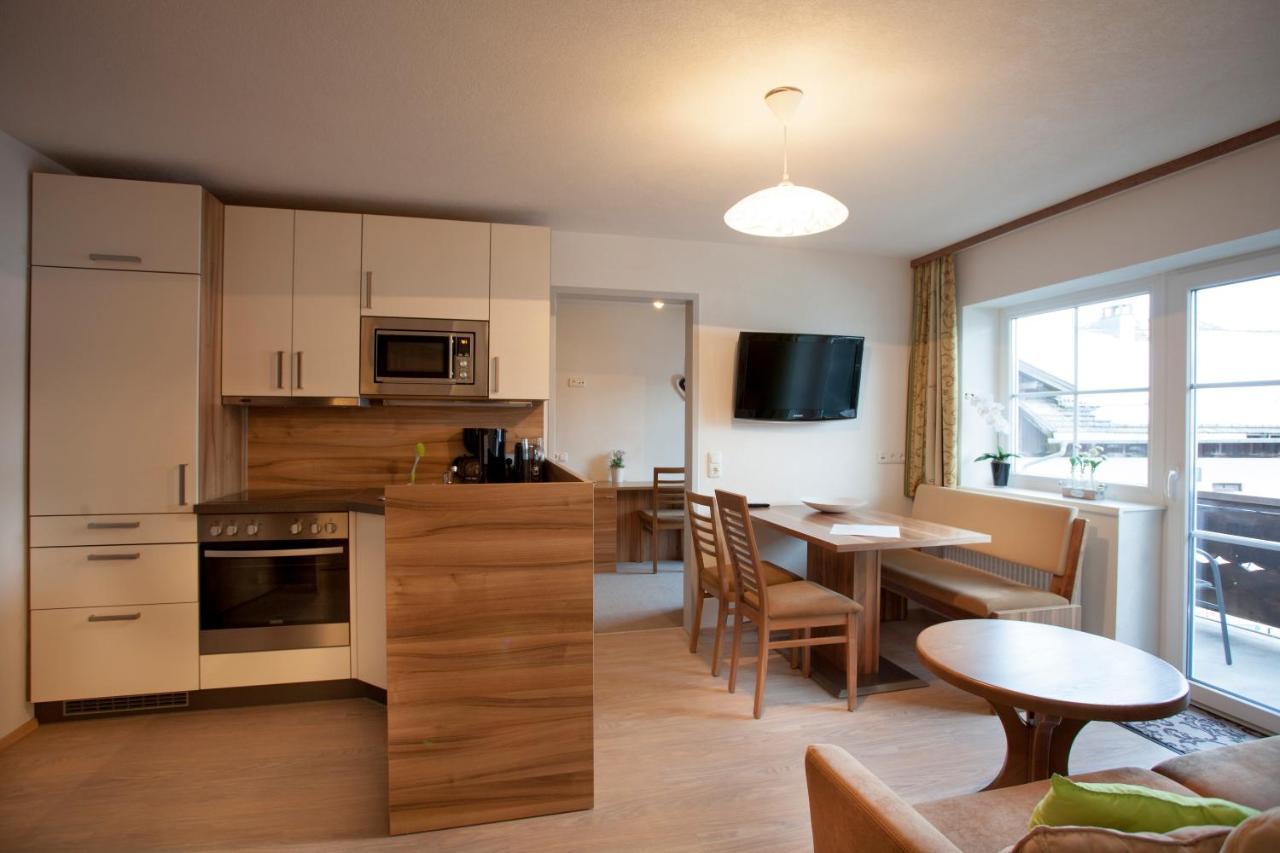 Alpenhof Wängle Aparthotel Reutte Exteriör bild
